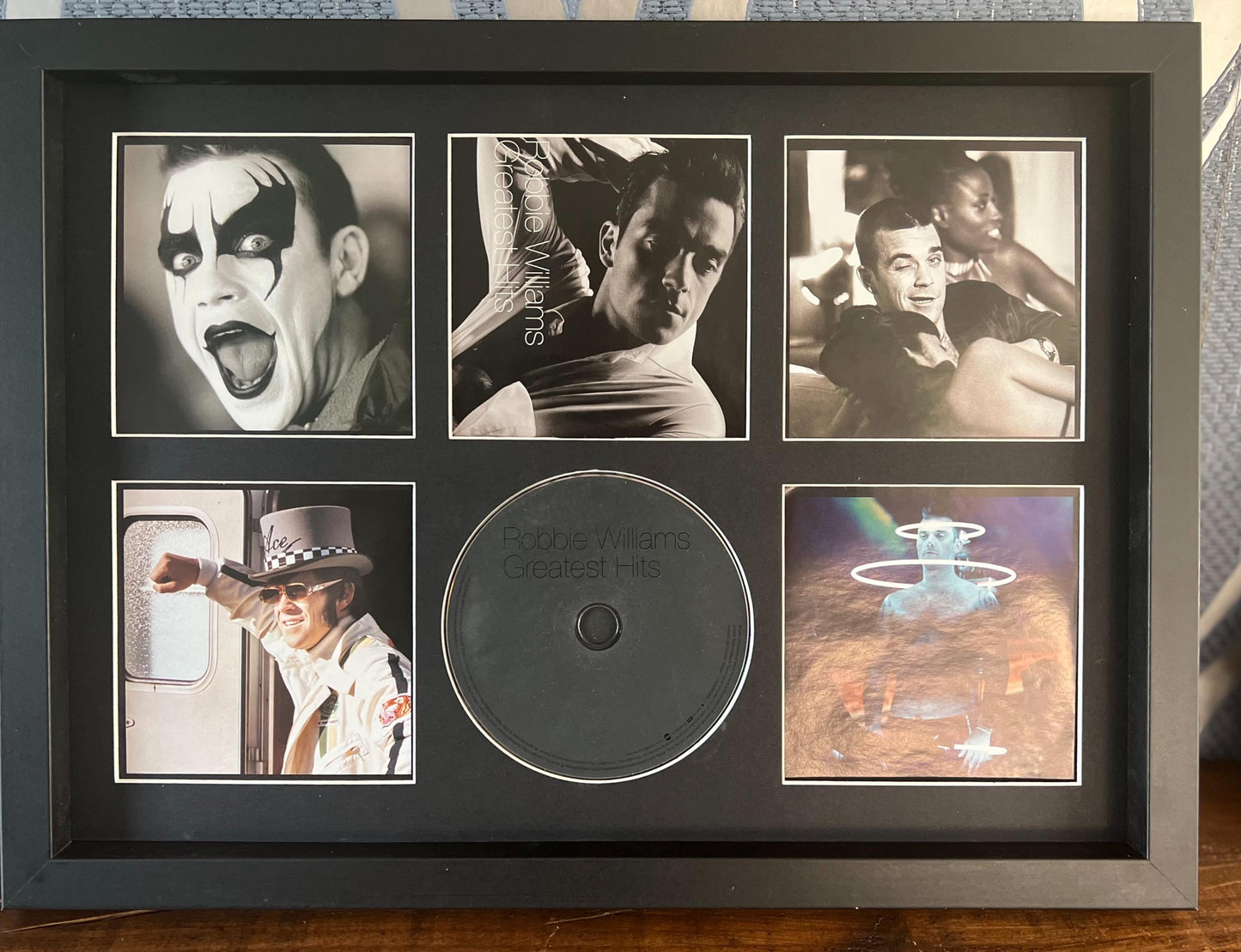 Robbie Williams | Greatest Hits | Retro Mounted CD Wall Display | Frame Not Included |