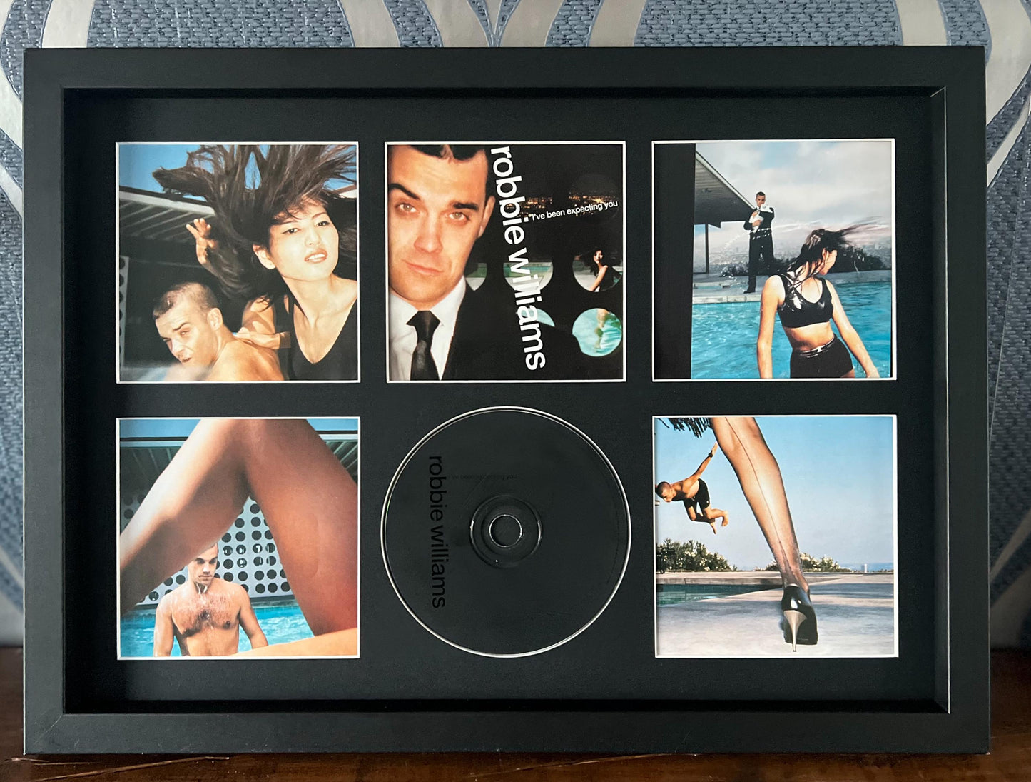 Robbie Williams | I’ve Been Expecting You | Retro Mounted CD Wall Display | Frame Not Included |