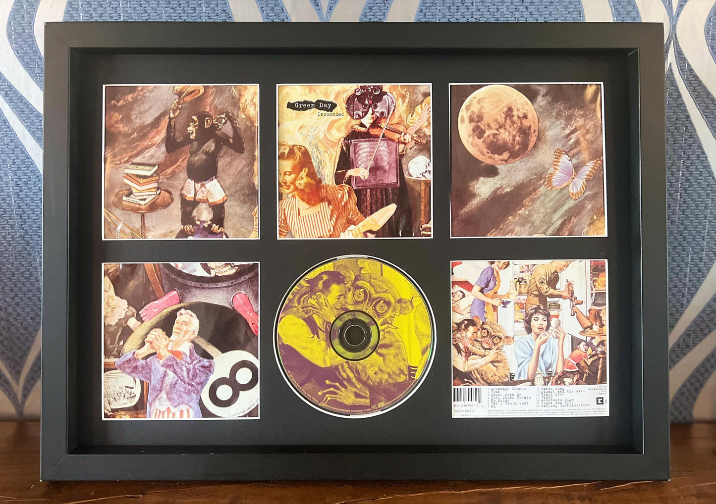 Green Day | Insomniac | Retro Mounted CD Wall Display | Frame Not Included |