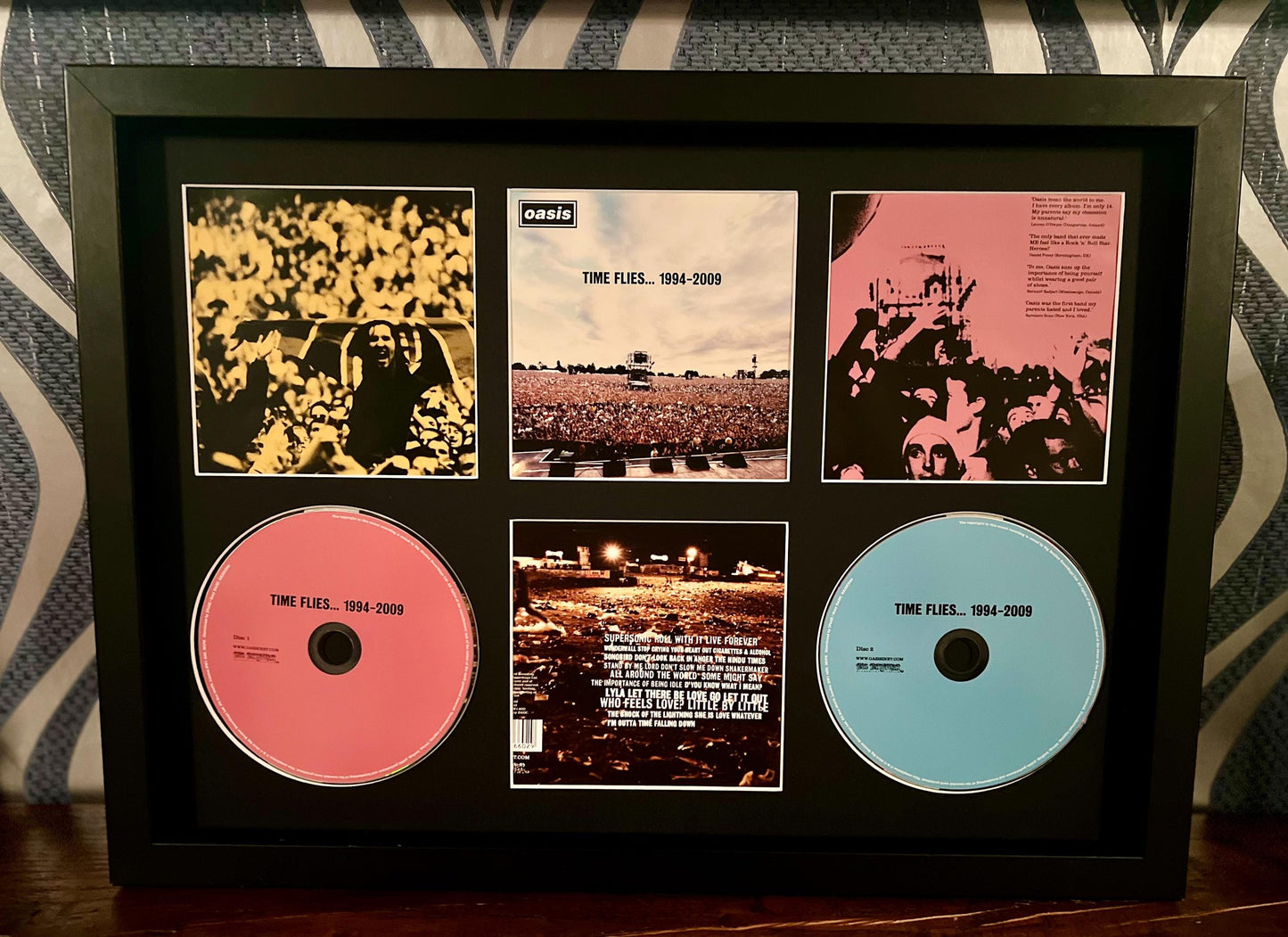 Oasis | The Masterplan | Retro Mounted CD Wall Display | Frame Not Included |