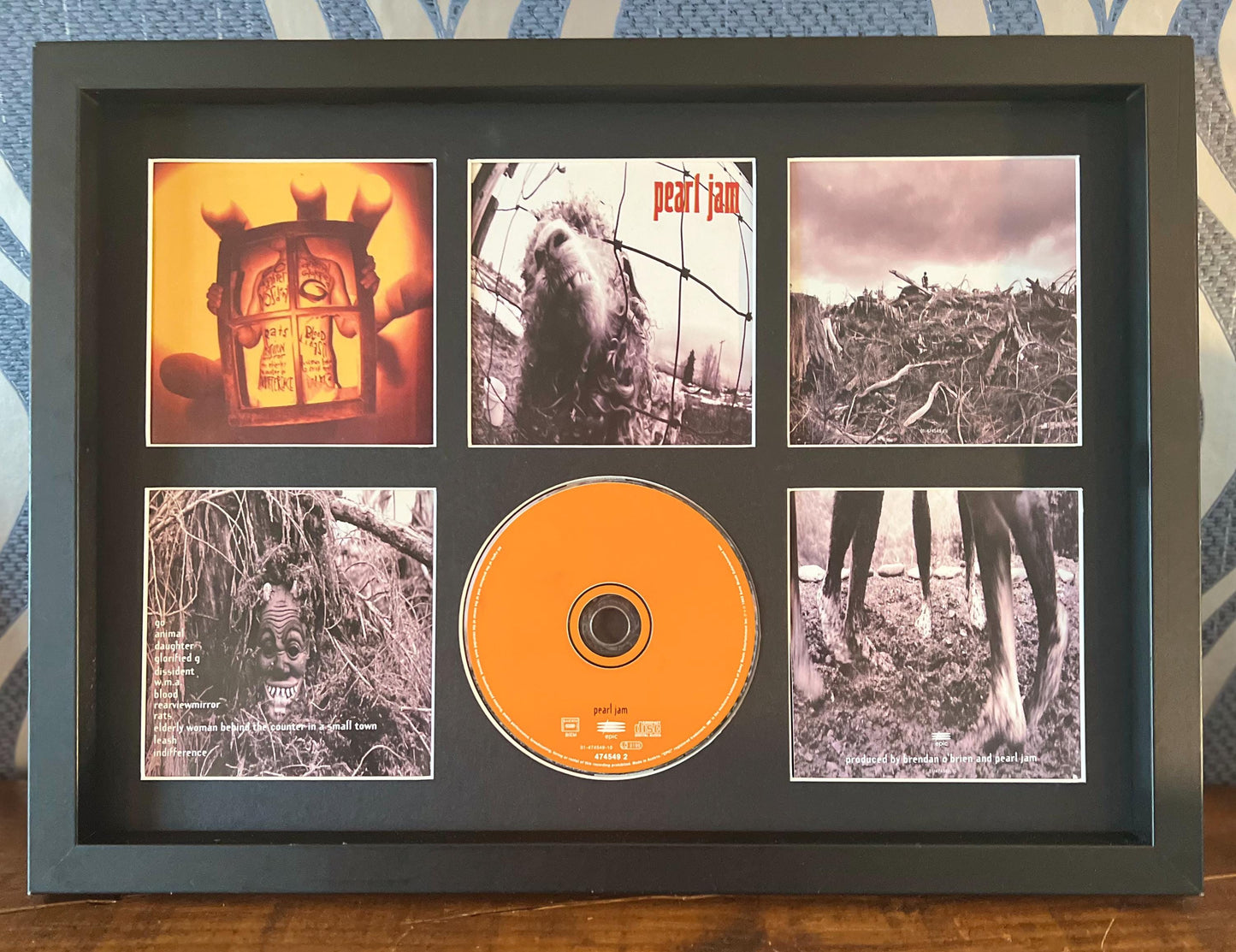 Pearl Jam | Versus | Retro Mounted CD Wall Display | Frame Not Included |